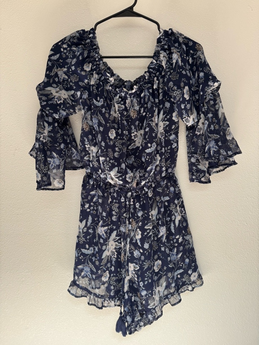 American Eagle Outfitters Navy and White Floral Romper